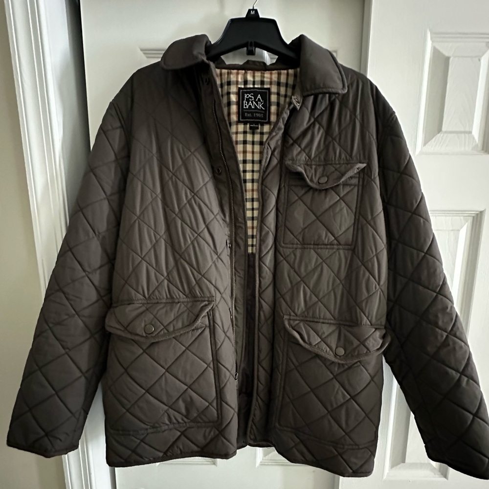 Men’s Large Jos. A Banks 1905 jacket.